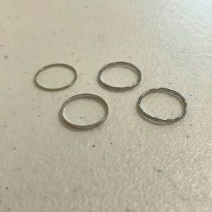 4pc Women’s Simple and Textured Wedding Bands Size 7